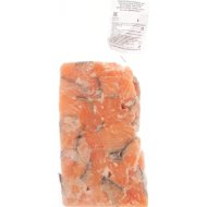 Кусочки лосося на коже, замороженные, 1 кг